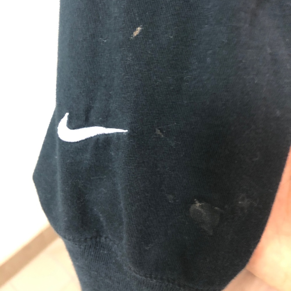 Nike Tee - Picture 3 of 4